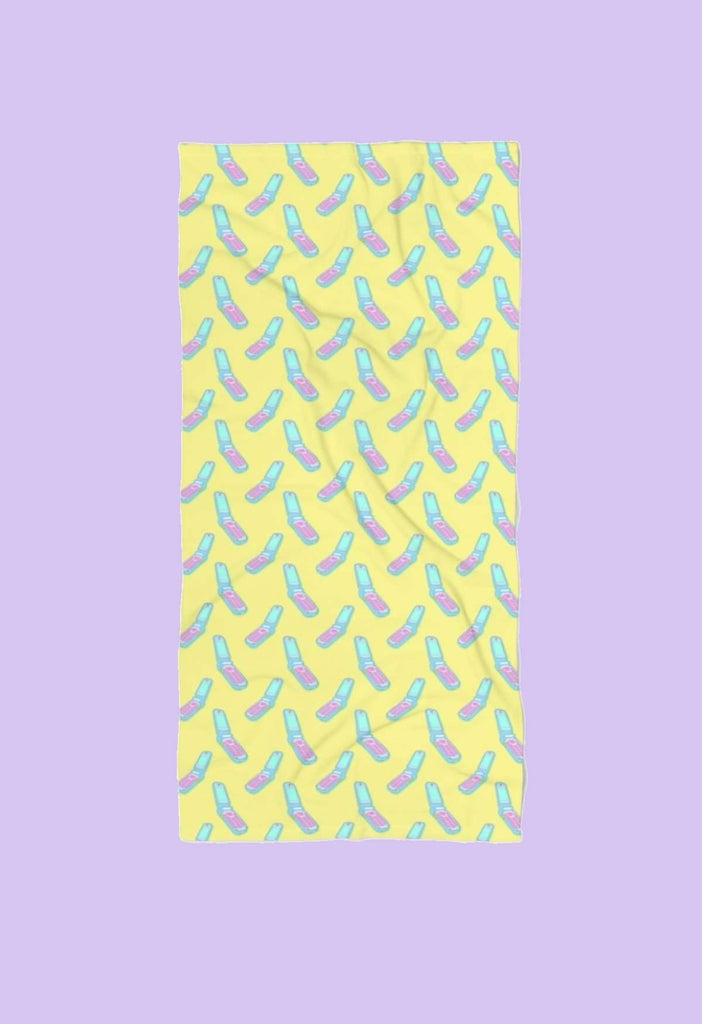 Flip Phone Beach Towel - HAYLEY ELSAESSER 